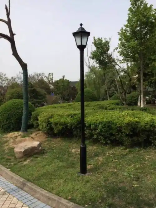 小区灯杆照明供应广西贵港双火投光灯价格