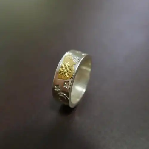 znativefirstarrows职人手工雕刻笑脸哭脸嵌金戒指戒指