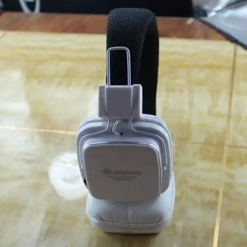 头戴插卡耳机 - 产品目录 - 广东省 - 深圳杰博朗电子有限公司