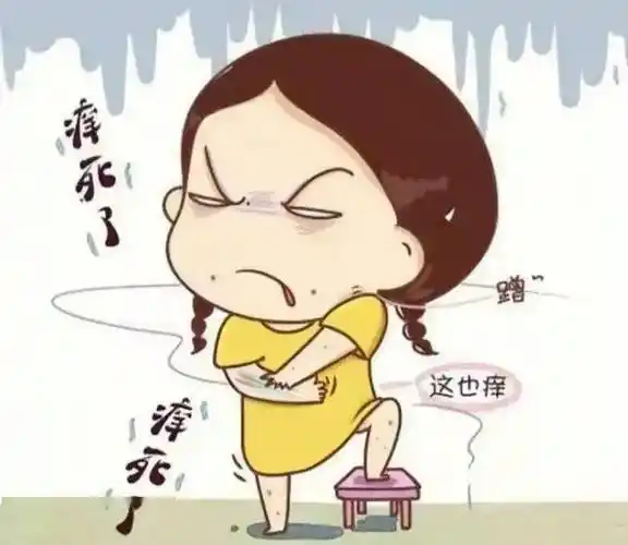 天气转凉后,人体皮脂腺分泌开始减少,皮肤容易干燥,引起瘙痒,特别对于