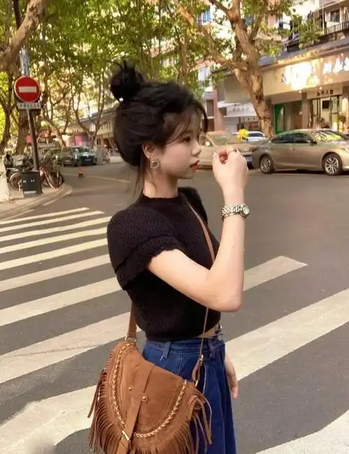 今年最流行的4款扎发,太减龄了!