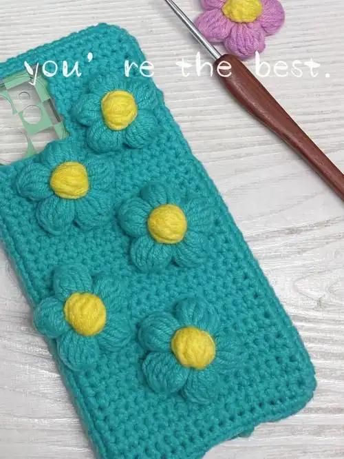 比鲜花实用耐看#毛线编织  #钩针毛线  #情人节  #泡芙花手机壳 #织男