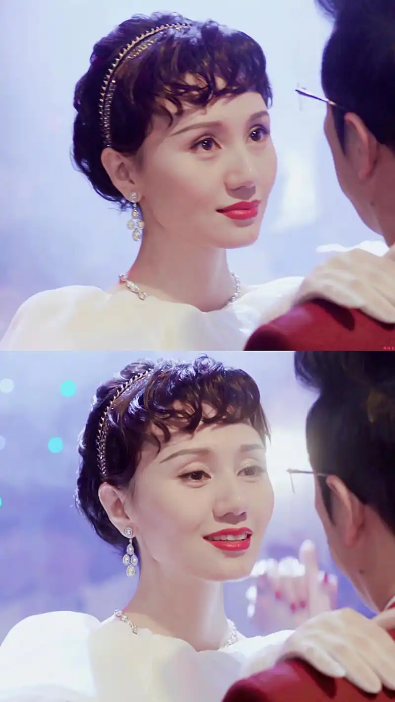 被袁泉在《锋刃》里的美貌折服了