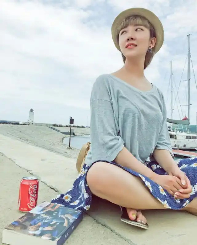 中国内地女演员:菅纫姿,出生于辽宁省沈阳市