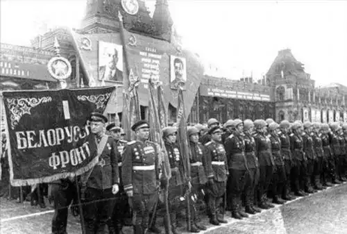 苏联卫国战争1941红场阅兵回顾(配图)