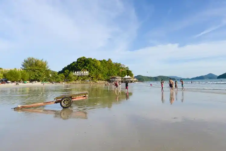马来西亚最大岛屿群,99个小岛,拥有本国唯一世界地质公园