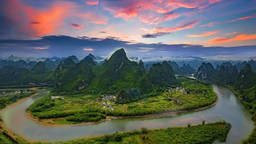 广西柳州凤凰河高尔夫球场