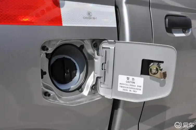【锐骐2013款2wd zd25tci柴油豪华版 国iv obd油箱盖汽车图片-汽车