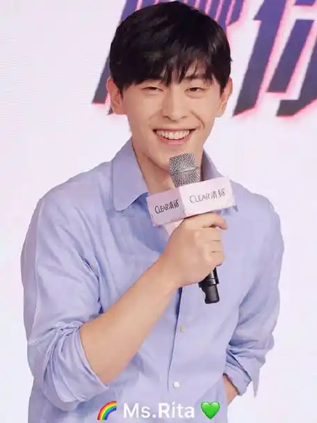 最温柔的你 9301@邓伦    -rita_粉小甜的微博视频