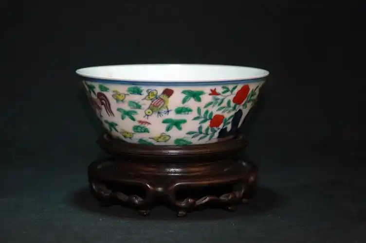 清康熙仿"大明成化斗彩鸡缸杯"