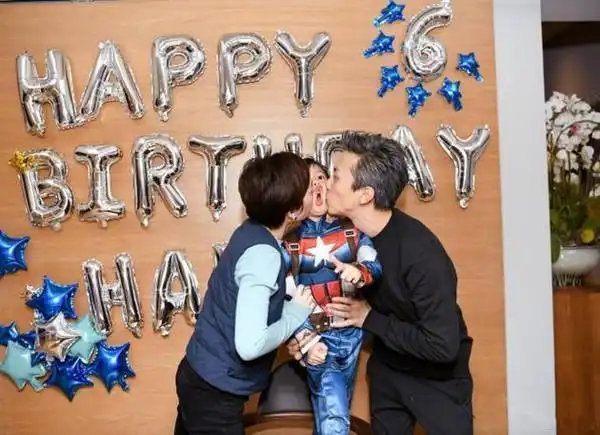 鹿晗关晓彤在邓超家秀恩爱,邓超却一直在撮合迪丽热巴和鹿晗!