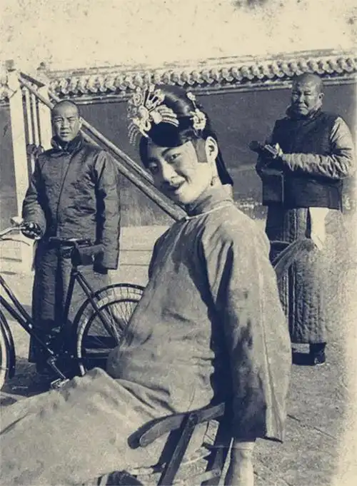 烟花女子古代乞丐这些留住了历史的老照片你看过几张