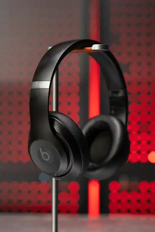 beats studio pro评测:大有改观,小有遗憾 - 雷科技