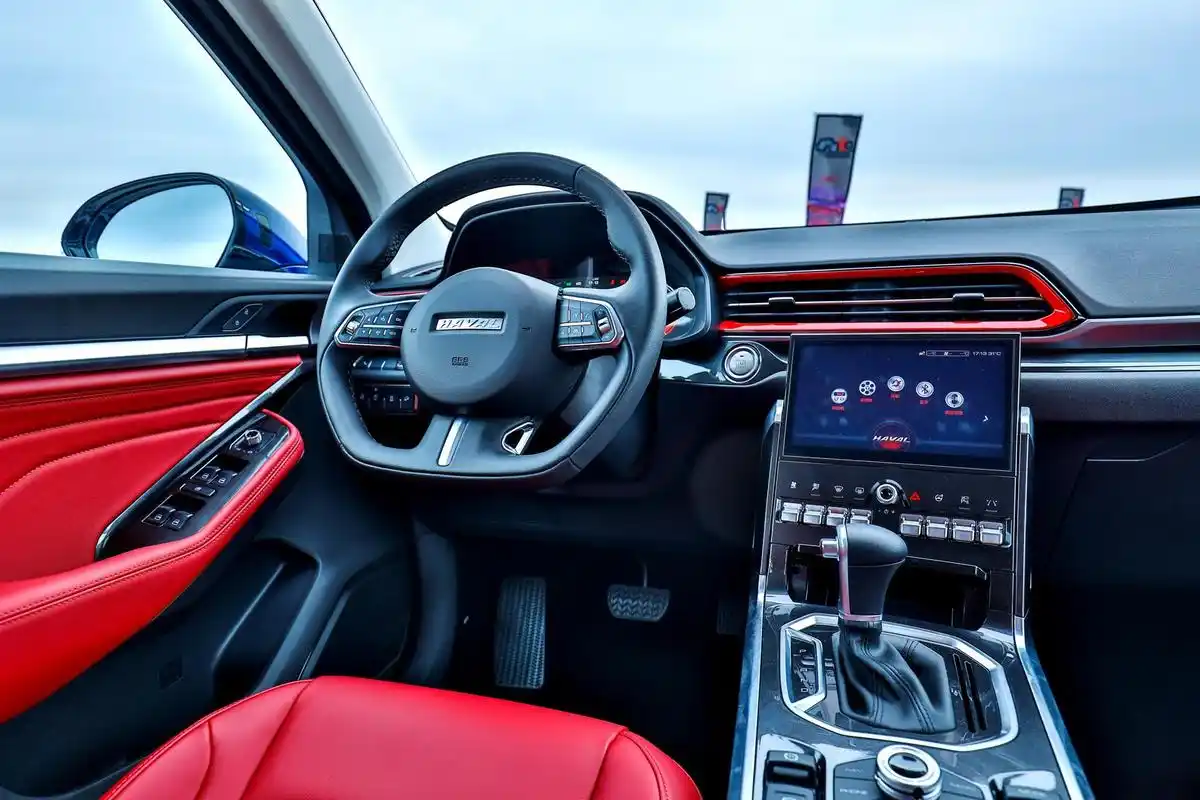 future,fashion,fun!哈弗f5撩动90后的魅力三连击