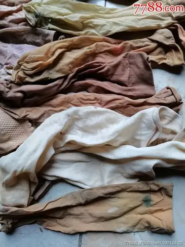 老款二手女袜-价格:100元-au25401278-袜子 -加价-7788小人书