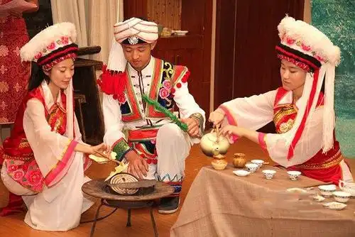 以茶为媒——中国少数民族的趣味风俗