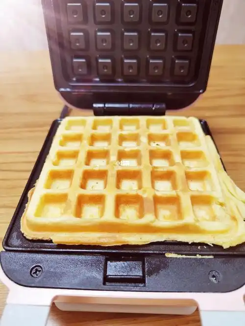 用九阳早餐机做的华夫饼非常方便