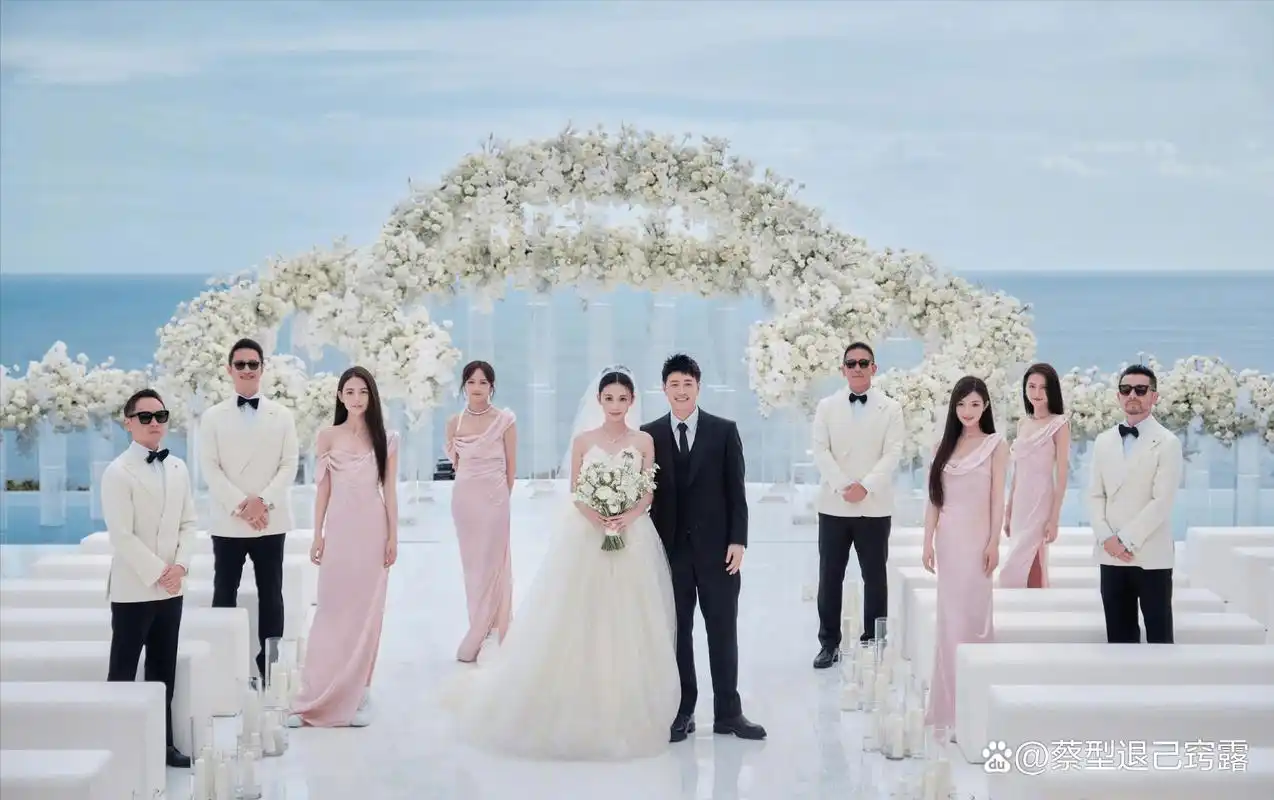 潘玮柏与宣云在巴厘岛补办婚礼,王力宏,杨丞琳等人在婚礼上献唱