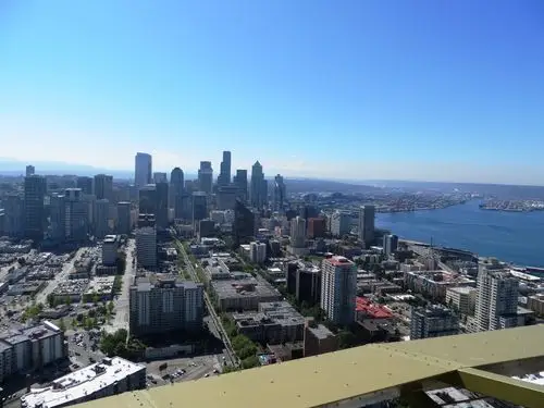 美国双瀑城,西雅图;加拿大温哥华