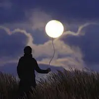 表示孤独的月亮头像图片_微信头像图片大全