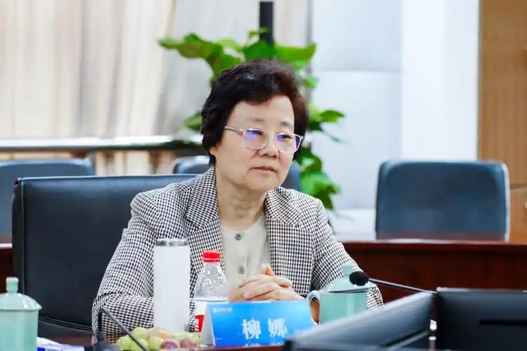 中国教育后勤协会副会长柳娜一行来校调研-更多-后勤要闻 >设为首页