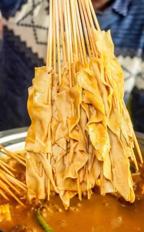 宝鸡这家一天卖出1000多份的豆皮涮牛肚,终于在开元落户啦