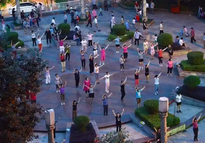 涪陵喜欢跳坝坝舞的市民,太大声扰民最高罚500元哦