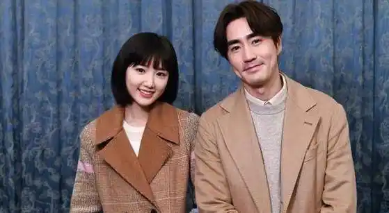 网友觉得毛晓彤比王玉雯更适合杨玏,但父亲和前男友陈翔影响太大_原生