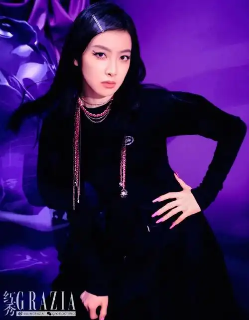 宋茜红秀13周年封面##演员宋茜