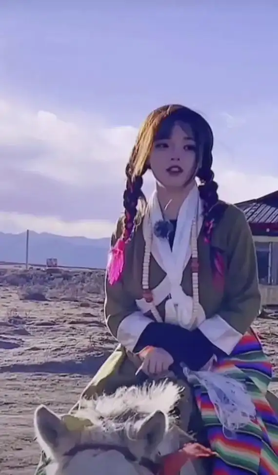 云云子呀黄霄云甜美女孩面包黄霄云