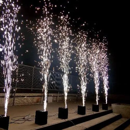 迷你冷烟花火花机粉末与 dmx 遥控婚礼和舞台表演