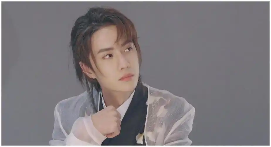 小八卦:王一博,热巴,杨紫,虞书欣,丁禹兮,张哲瀚,甘望星