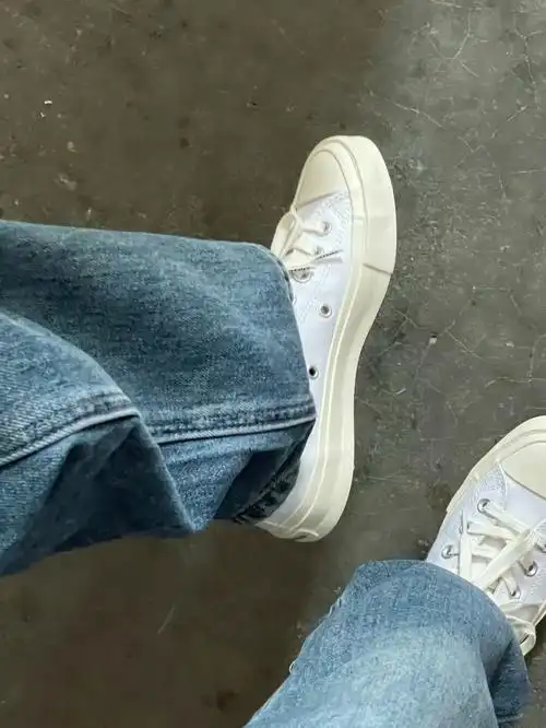 最近在穿的帆布鞋