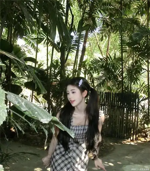 鞠婧t新照曝光, 仙气飘飘引发热议, 颜值与实力并存, 如何炼成!