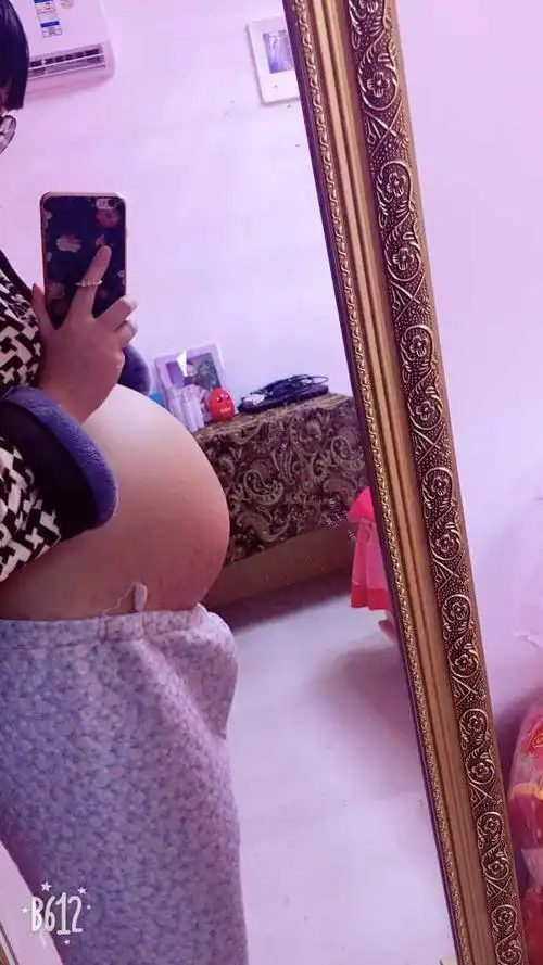 不能吃酸,核桃一点都吃不下,导致宝宝出生头发好少,说男孩走路身子轻