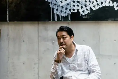 这次不说潮,neighborhood 主理人泷泽伸介来聊植物盆栽和网路世代