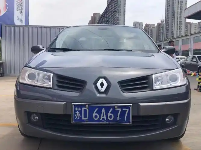 一手车 实表 9万公里懂行的老板私聊#雷诺梅甘娜  #梅甘娜