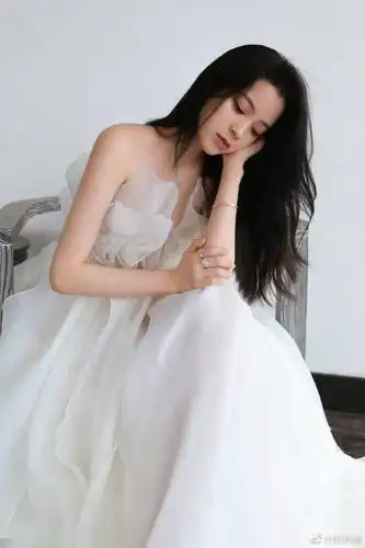 欧阳娜娜仙女裙