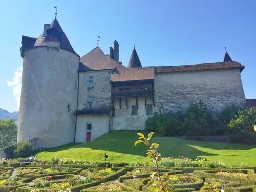 瑞士格吕耶尔城堡schlossgreyerz~代堡chateau-doex和著名滑雪胜地