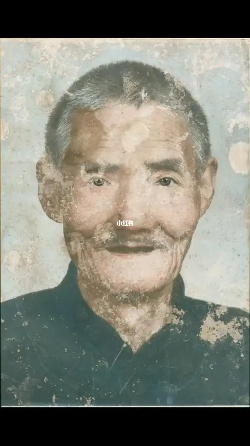 修复了粉丝爷爷的一张老旧照片