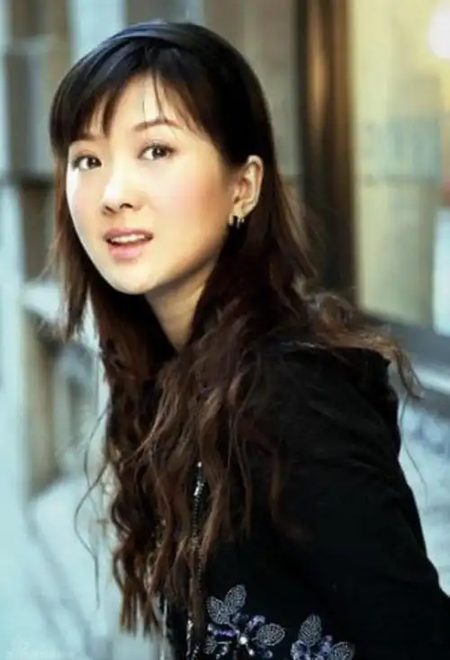 回顾高斯:嫁演员王阳,为爱放弃事业,婚后一家三口幸福甜蜜