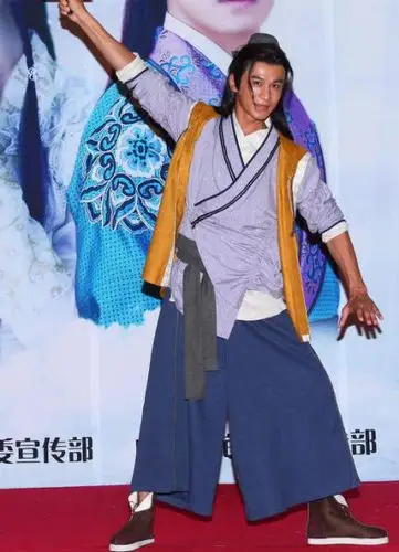 《刘海砍樵》北京开机 乔振宇变身樵夫