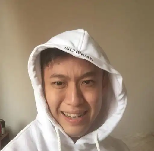 失踪归来的richbrian真的顶"曾经我也是一个孩子,现在孩子都想成为我"