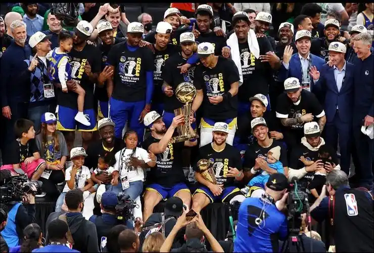 勇士拿下2021-2022nba总决赛冠军有没有含金量?有没有运气成份?