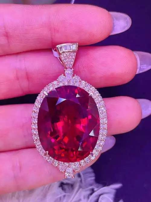 新货收藏级别18k镶嵌卢比来碧玺吊坠