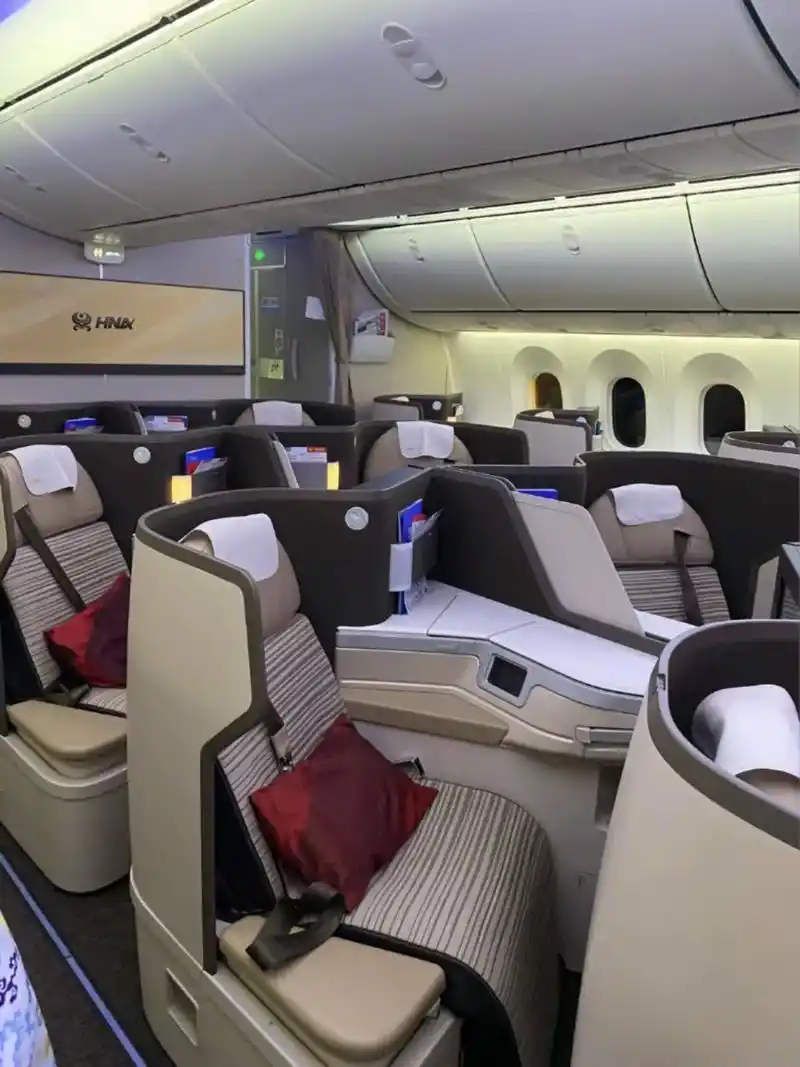 海南航空商务舱体验感满分99.#我要上热门 海南航空客坤的商 - 抖音