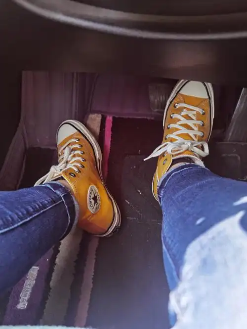 你们的匡威磨脚吗