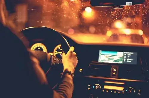 夜间开车无小事,这6大事项要格外注意!未雨绸缪才能轻松应对