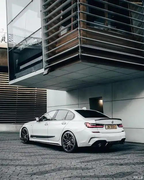 【图】发波新三系美图 让你们种种毒_宝马3系论坛_汽车之家论坛