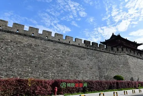 襄阳古城墙图片